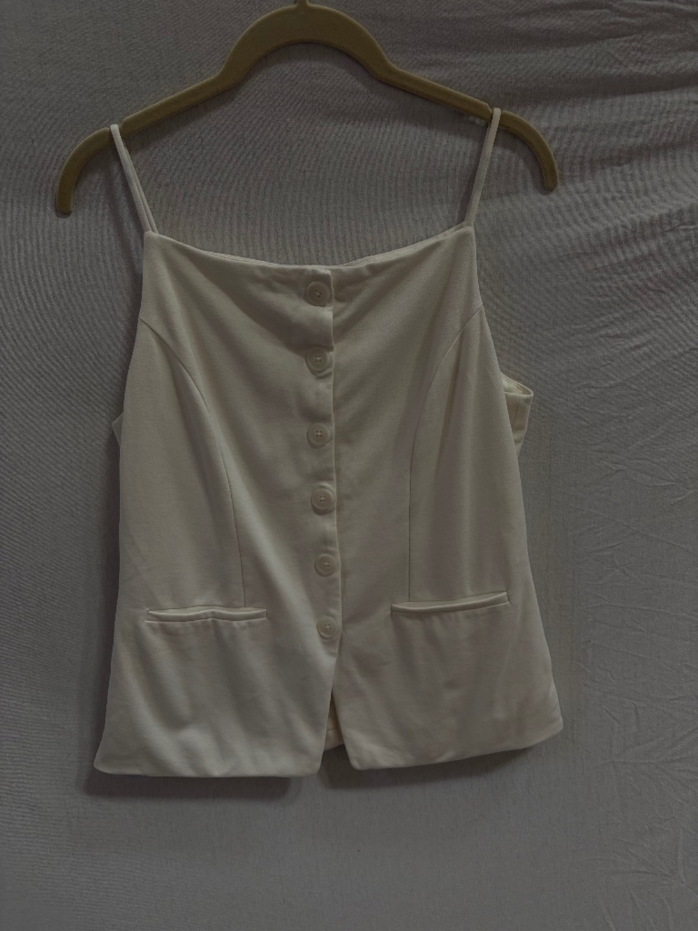 White tank
